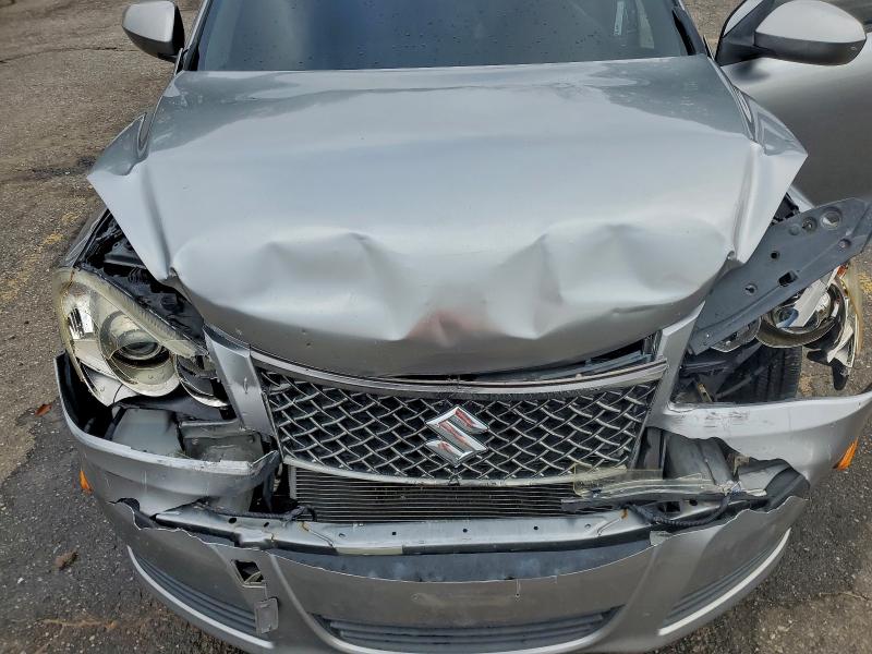 Photo 11 from auction – 2012 SUZUKI KIZASHI SE with VIN JS2RF9A33C6100359
