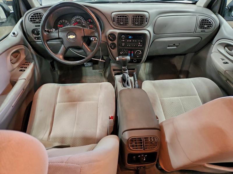 Photo 8 from auction – 2008 CHEVROLET TRAILBLAZE with VIN 1GNDT13S282251072