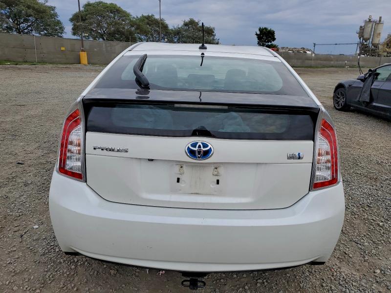 Photo 6 from auction – 2015 TOYOTA PRIUS with VIN JTDKN3DU2F1939985