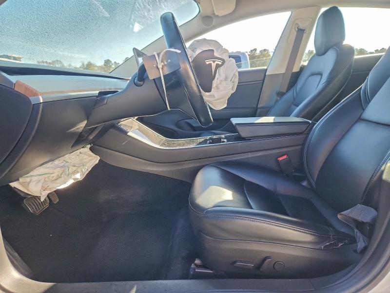 Photo 7 from auction – 2018 TESLA MODEL 3 with VIN 5YJ3E1EB0JF055064
