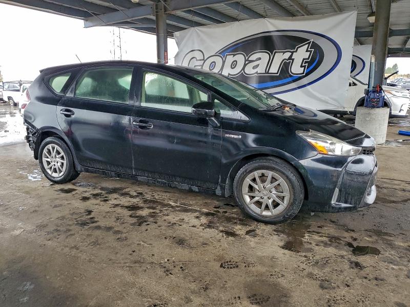 Photo 4 from auction – 2015 TOYOTA PRIUS V with VIN JTDZN3EU4FJ026819