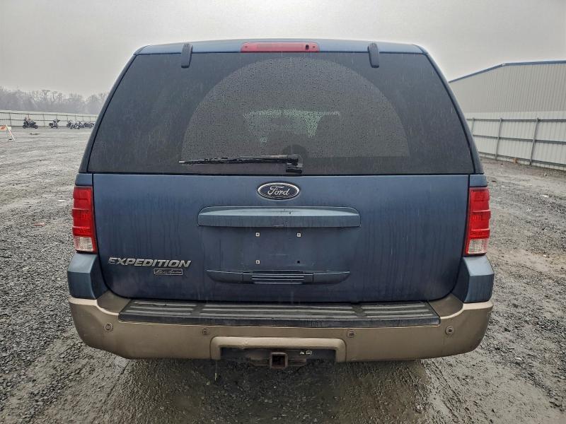 Photo 6 from auction – 2004 FORD EXPEDITION with VIN 1FMPU18L14LA21074