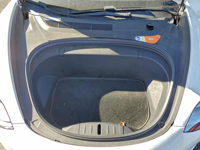 Photo 11 from auction – 2017 TESLA MODEL 3 with VIN 5YJ3E1EA9HF001537