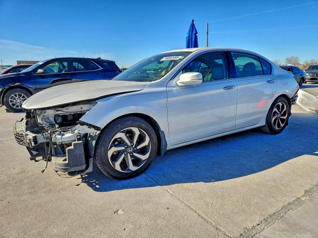 HONDA ACCORD EXL 2016 with VIN 1HGCR3F84GA017150 - Photo from auction