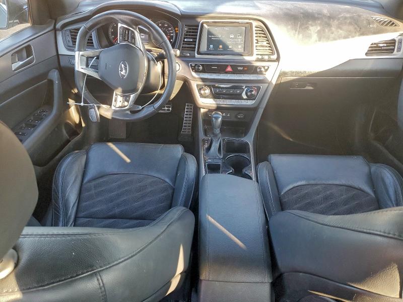 Photo 8 from auction – 2018 HYUNDAI SONATA with VIN 5NPE34AF3JH681217