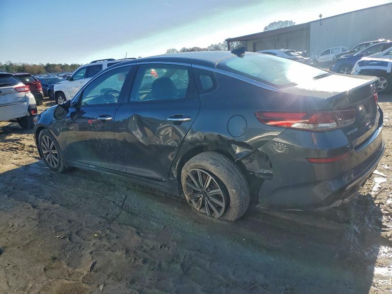 Photo 2 from auction – 2020 KIA OPTIMA with VIN 5XXGU4L14LG406235