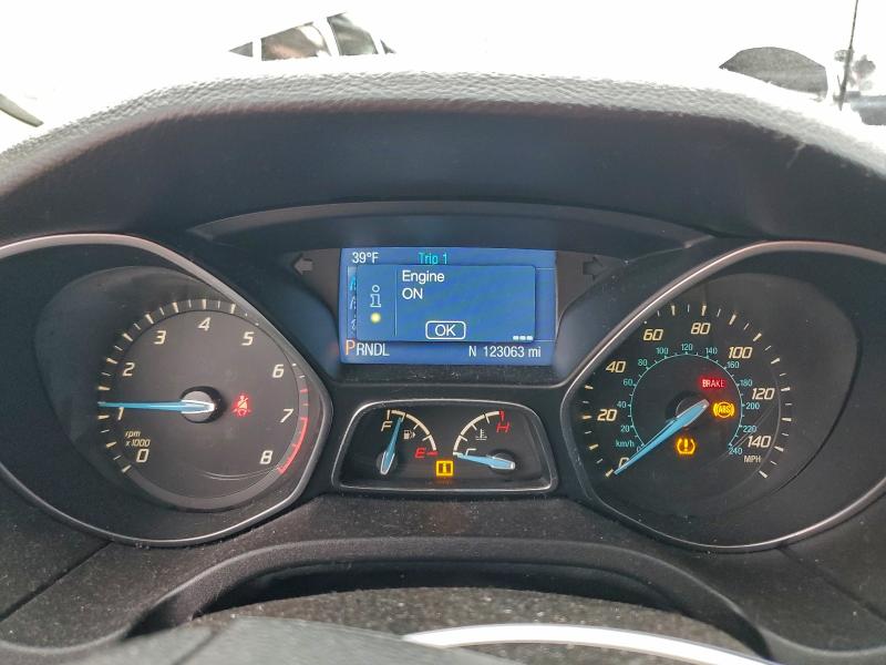 Photo 9 from auction – 2014 FORD FOCUS SE with VIN 1FADP3K25EL266820