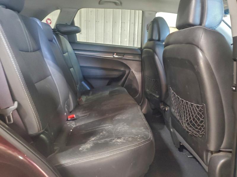 Photo 11 from auction – 2011 KIA SORENTO SX with VIN 5XYKWDA24BG174536