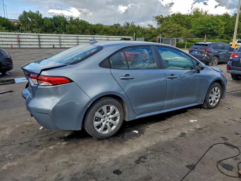 Photo 3 from auction – 2022 TOYOTA COROLLA LE with VIN 5YFEPMAE6NP360017