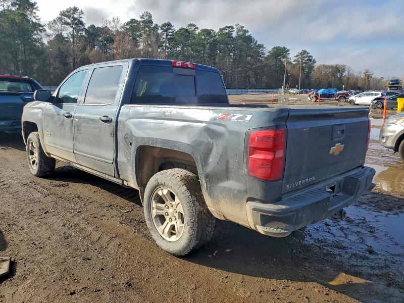 Photo 2 from auction – 2018 CHEVROLET SILVERADO with VIN 3GCUKREC2JG542314