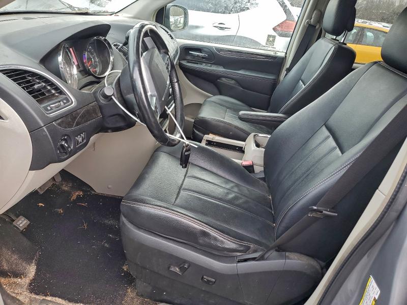 Photo 7 from auction – 2013 CHRYSLER TOWN & COU with VIN 2C4RC1BG6DR745815