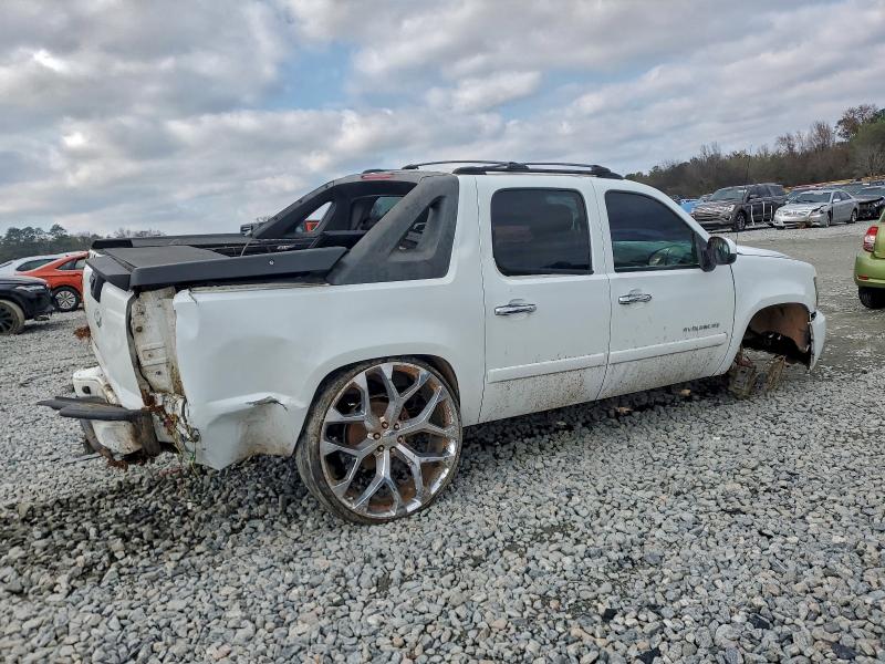 Photo 3 from auction – 2007 CHEVROLET AVALANCHE with VIN 3GNEC12J17G318943