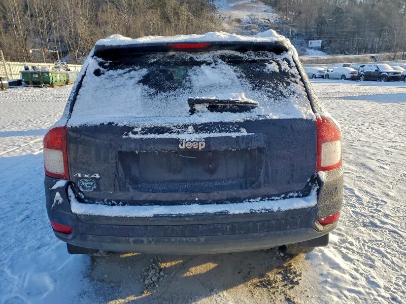 Photo 6 from auction – 2015 JEEP COMPASS SP with VIN 1C4NJDBBXFD332327