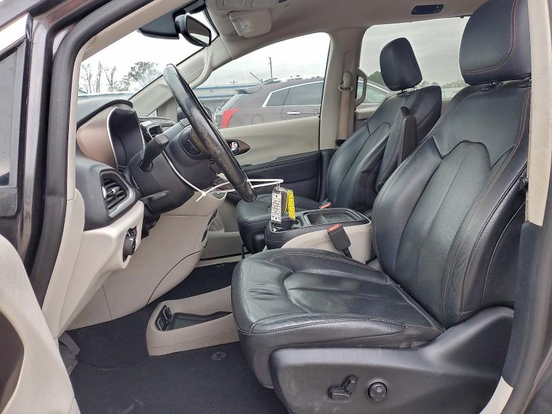 Photo 7 from auction – 2019 CHRYSLER PACIFICA T with VIN 2C4RC1BG4KR655026