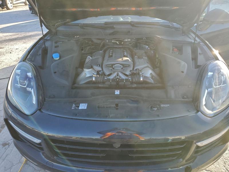 Photo 12 from auction – 2016 PORSCHE CAYENNE TU with VIN WP1AC2A2XGLA85220