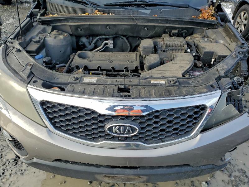 Photo 12 from auction – 2011 KIA SORENTO BA with VIN 5XYKT3A19BG102824