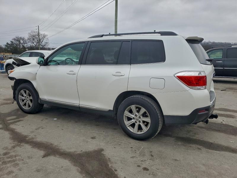 Photo 2 from auction – 2012 TOYOTA HIGHLANDER with VIN 5TDBK3EH9CS148846