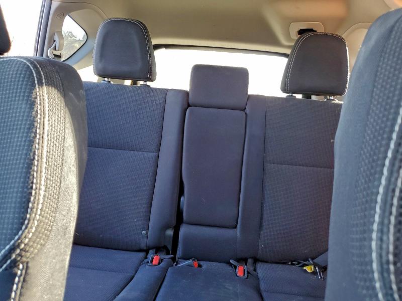 Photo 10 from auction – 2016 TOYOTA RAV4 XLE with VIN 2T3WFREV9GW252045