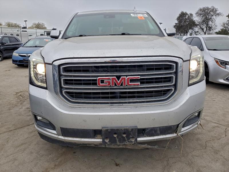 Photo 5 from auction – 2017 GMC YUKON SLE with VIN 1GKS1AKC8HR296304