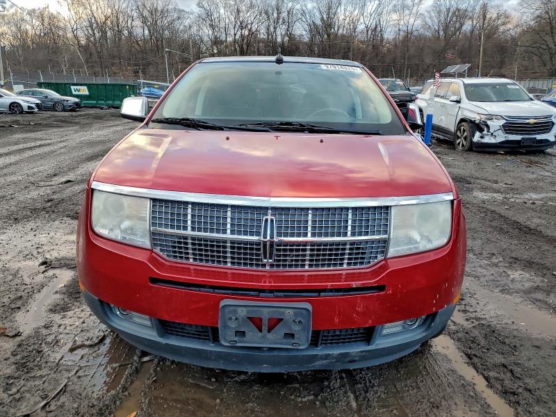 Photo 5 from auction – 2010 LINCOLN MKX with VIN 2LMDJ8JC1ABJ00582