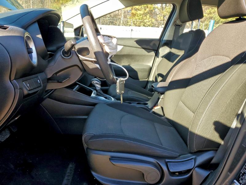 Photo 7 from auction – 2022 KIA FORTE FE with VIN 3KPF24AD4NE462170