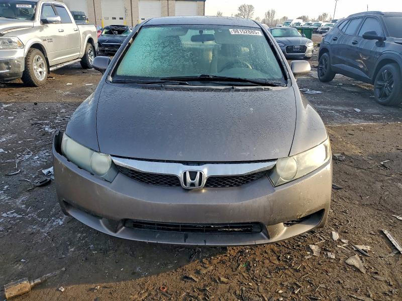 Photo 5 from auction – 2009 HONDA CIVIC LX with VIN 19XFA16589E008500