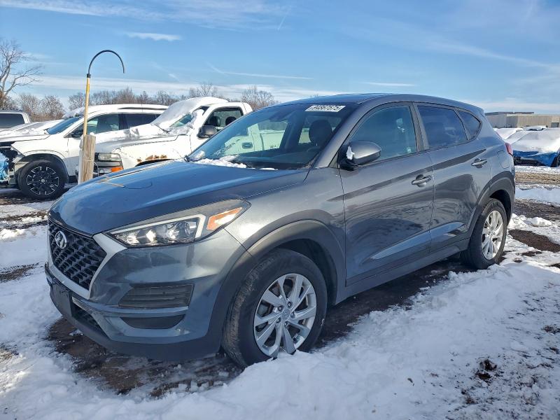 Photo 1 from auction – 2019 HYUNDAI TUCSON SE with VIN KM8J2CA48KU890868