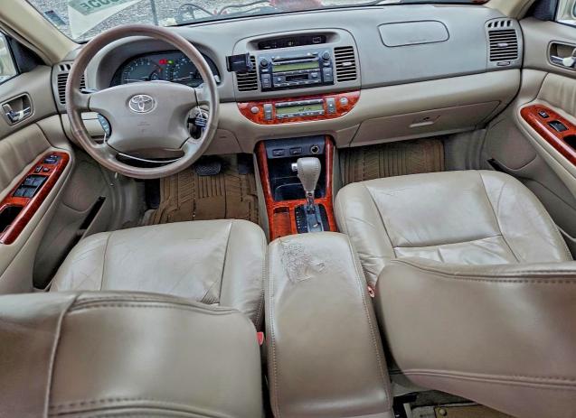 Photo 8 from auction – 2004 TOYOTA CAMRY LE with VIN 4T1BF30K24U579982