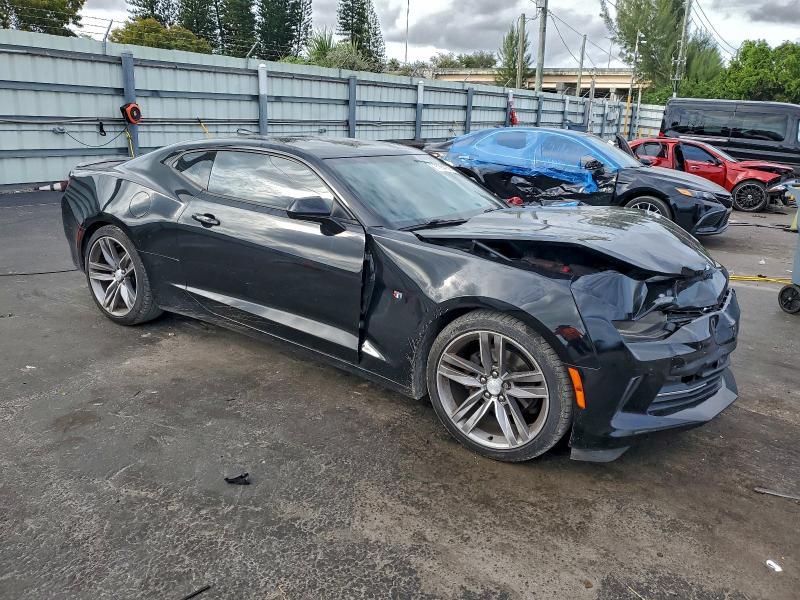 Photo 4 from auction – 2017 CHEVROLET CAMARO LT with VIN 1G1FD1RS5H0190133