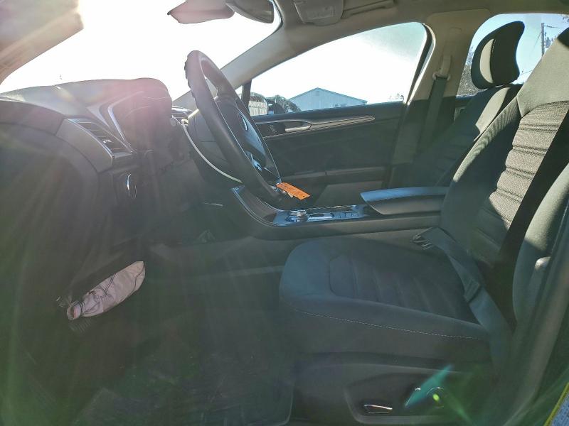 Photo 7 from auction – 2019 FORD FUSION SE with VIN 3FA6P0LU4KR126424