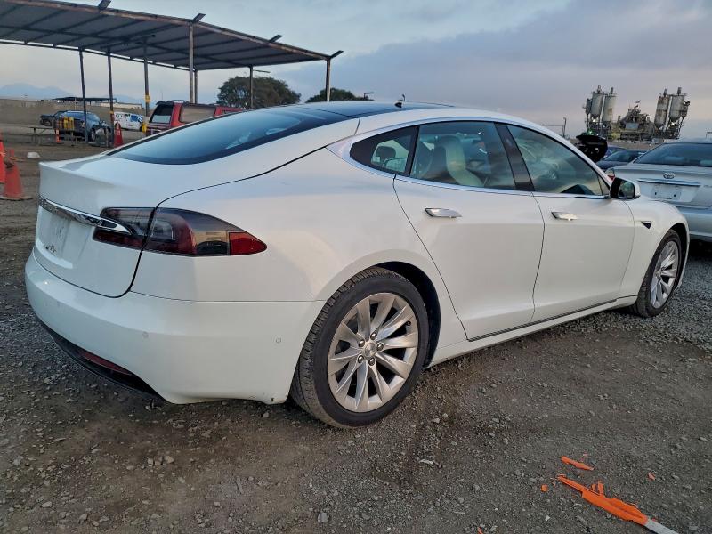 Photo 3 from auction – 2018 TESLA MODEL S with VIN 5YJSA1E20JF280706