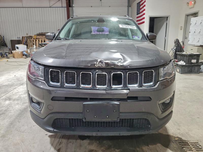 Photo 5 from auction – 2018 JEEP COMPASS LA with VIN 3C4NJDBBXJT202731