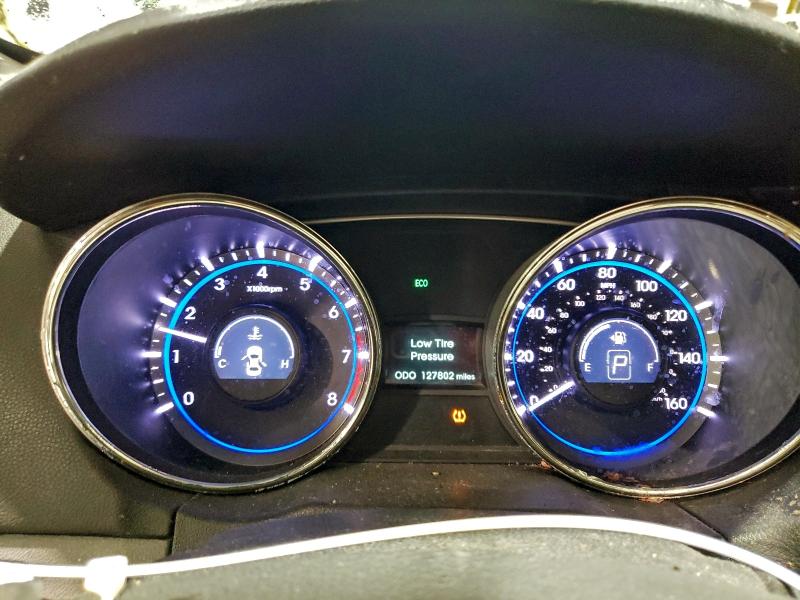 Photo 9 from auction – 2012 HYUNDAI SONATA SE with VIN 5NPEC4AC2CH312566