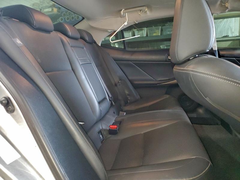 Photo 10 from auction – 2016 LEXUS IS 200T with VIN JTHBA1D28G5006311