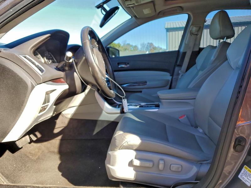 Photo 7 from auction – 2017 ACURA TLX with VIN 19UUB2F38HA007505