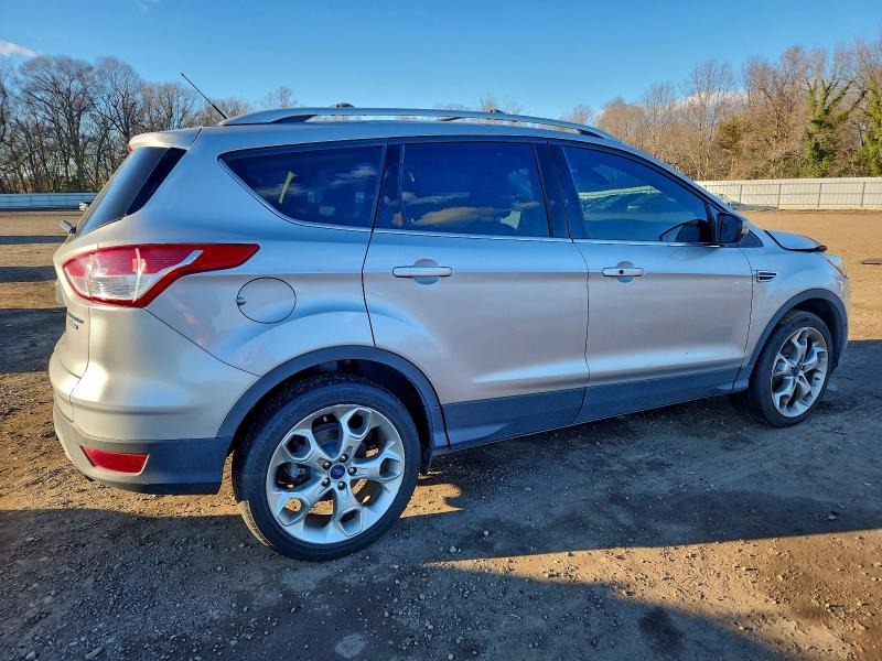 Photo 3 from auction – 2016 FORD ESCAPE TIT with VIN 1FMCU9J9XGUB90536