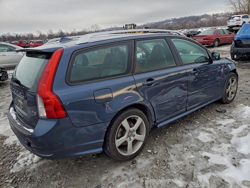 Photo 3 from auction – 2011 VOLVO V50 T5 with VIN YV1672MW0B2607954