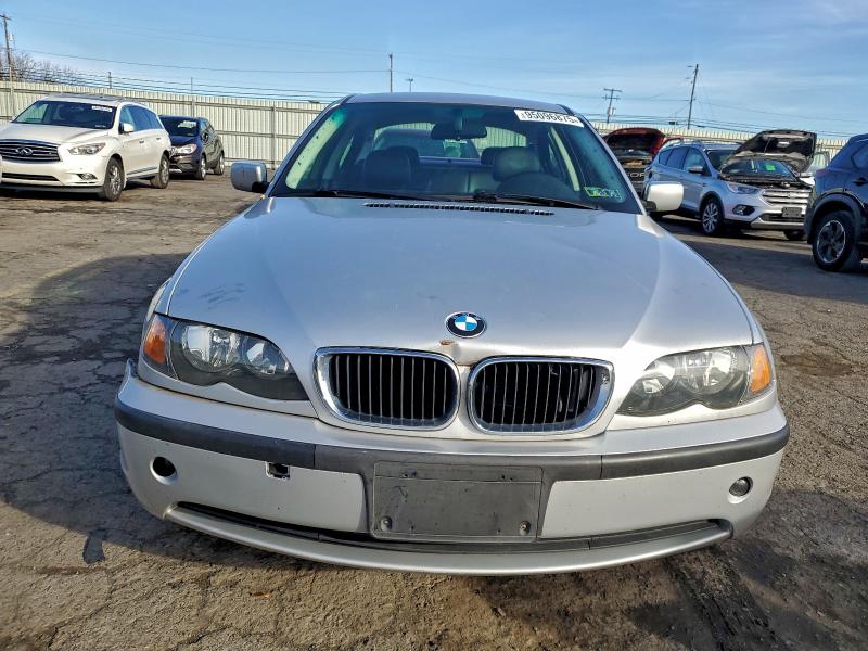 Photo 5 from auction – 2002 BMW 325 I with VIN WBAET374X2NH01500