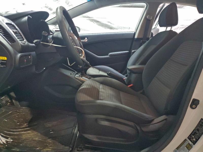Photo 7 from auction – 2018 KIA FORTE LX with VIN 3KPFL4A74JE263959
