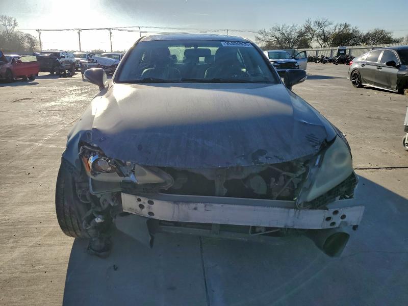 Photo 5 from auction – 2011 LEXUS IS 250 with VIN JTHCF5C21B5047239