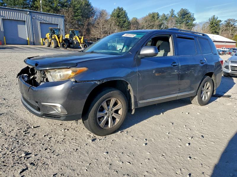 TOYOTA HIGHLANDER 2013 with VIN 5TDBK3EH5DS207554 - Photo from auction
