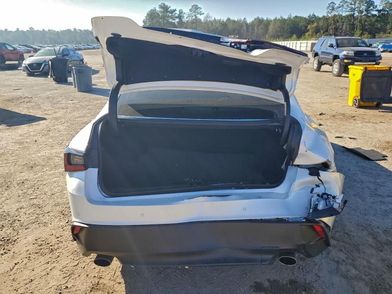 Photo 6 from auction – 2022 LEXUS IS 300 with VIN JTHDA1D21N5118857