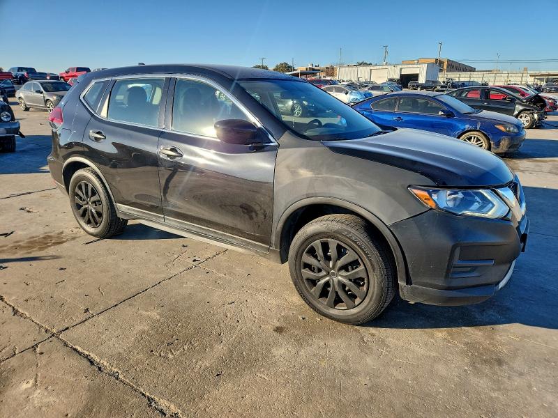 Photo 4 from auction – 2018 NISSAN ROGUE S with VIN KNMAT2MV1JP548496