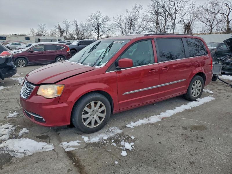 Photo 1 from auction – 2014 CHRYSLER TOWN & COU with VIN 2C4RC1BG6ER396074