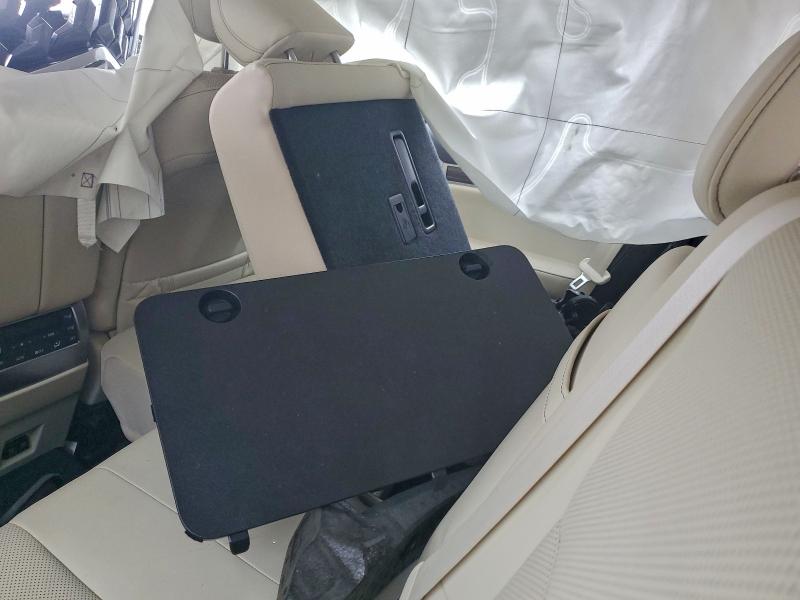 Photo 10 from auction – 2023 LEXUS GX 460 with VIN JTJAM7BX0P5355661