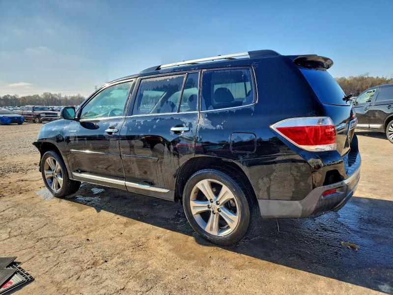Photo 2 from auction – 2011 TOYOTA HIGHLANDER with VIN 5TDYK3EH5BS031323