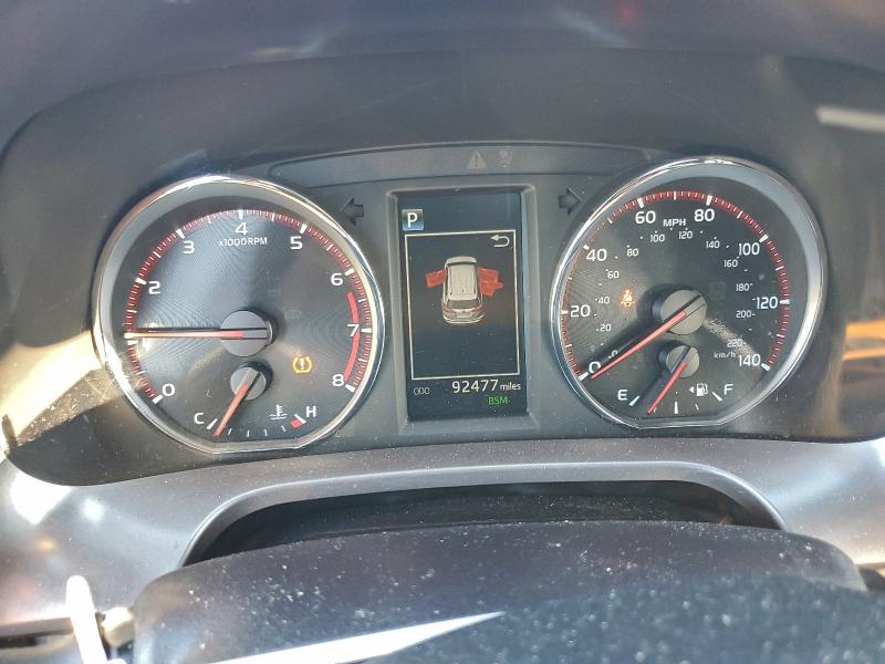 Photo 9 from auction – 2016 TOYOTA RAV4 SE with VIN JTMJFREV7GD183282