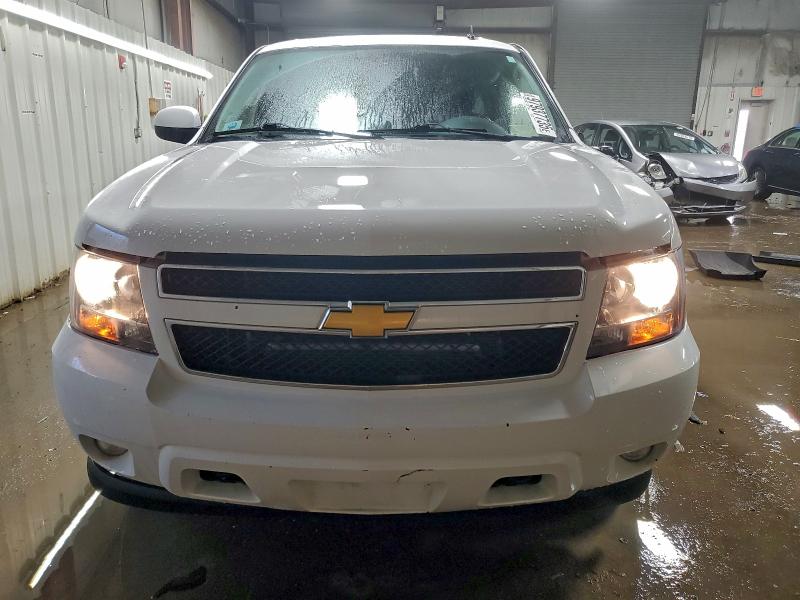 Photo 5 from auction – 2013 CHEVROLET TAHOE with VIN 1GNSKBE06DR351091