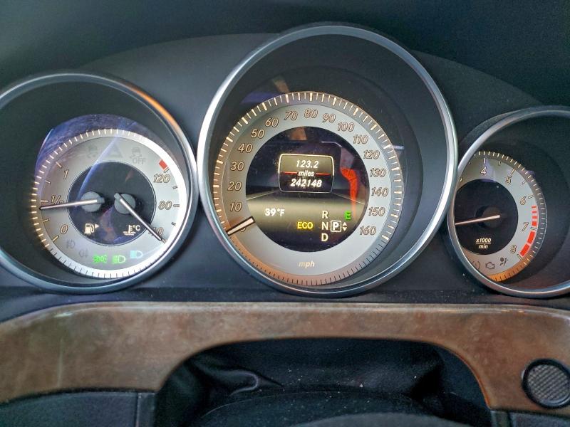 Photo 9 from auction – 2014 MERCEDES-BENZ E 350 with VIN WDDHF5KB4EA820831