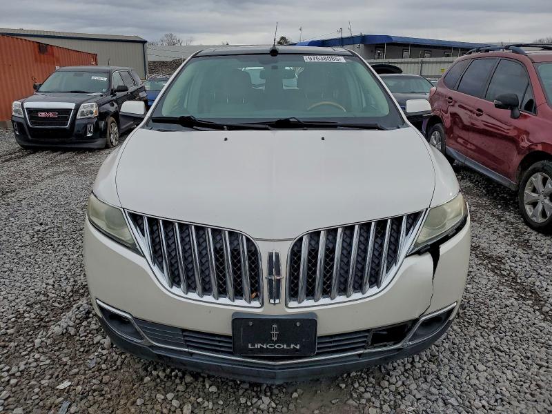 Photo 5 from auction – 2011 LINCOLN MKX with VIN 2LMDJ8JK9BBJ28106